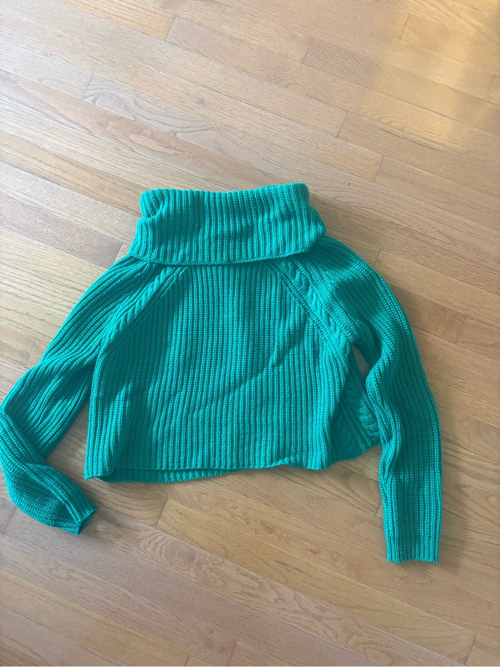 Lulu's Emerald Cropped Ribbed Cowl Neck Sweater